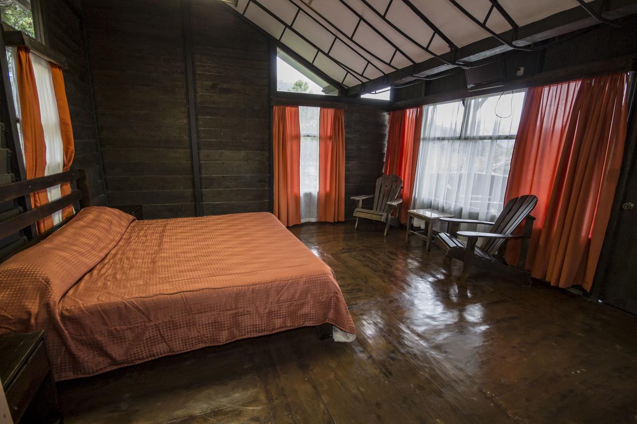 Hotel Alto Palomo Bajos del Toro エクステリア 写真